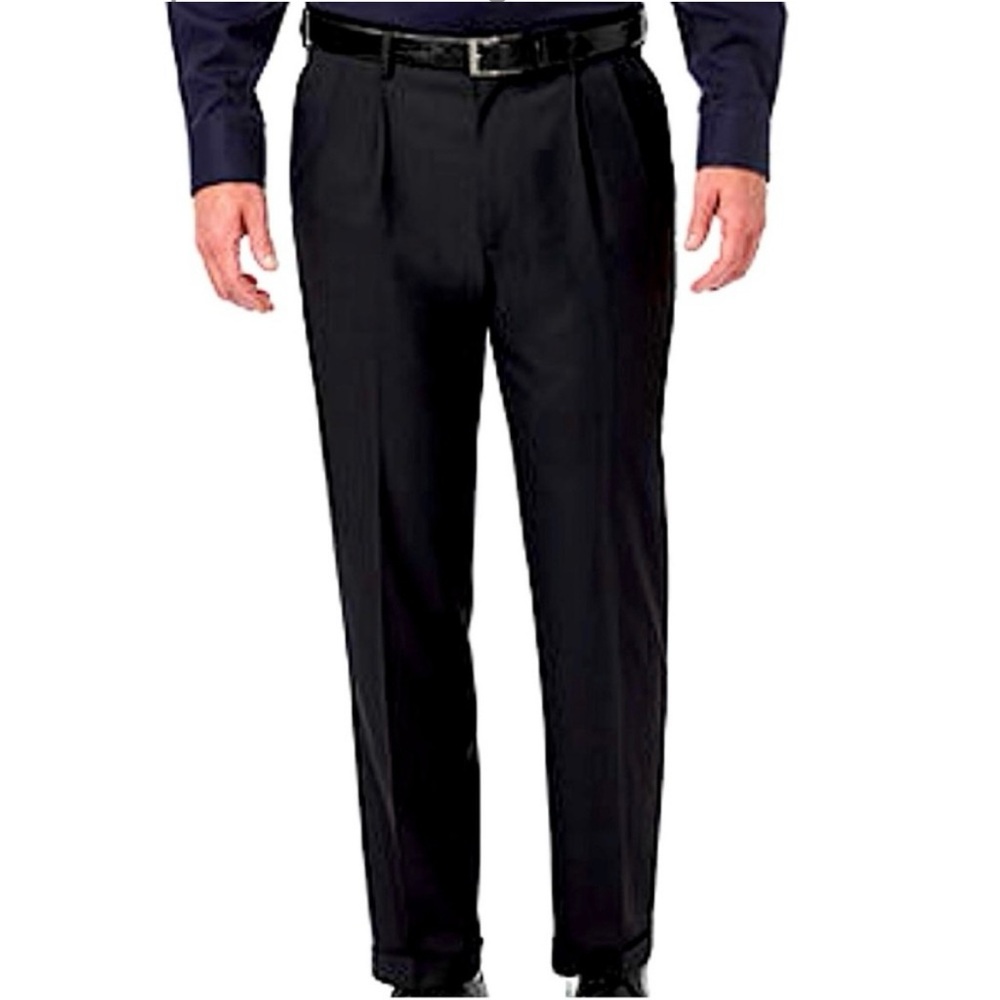 NWT-Axist Men's Black Pleated Khakis